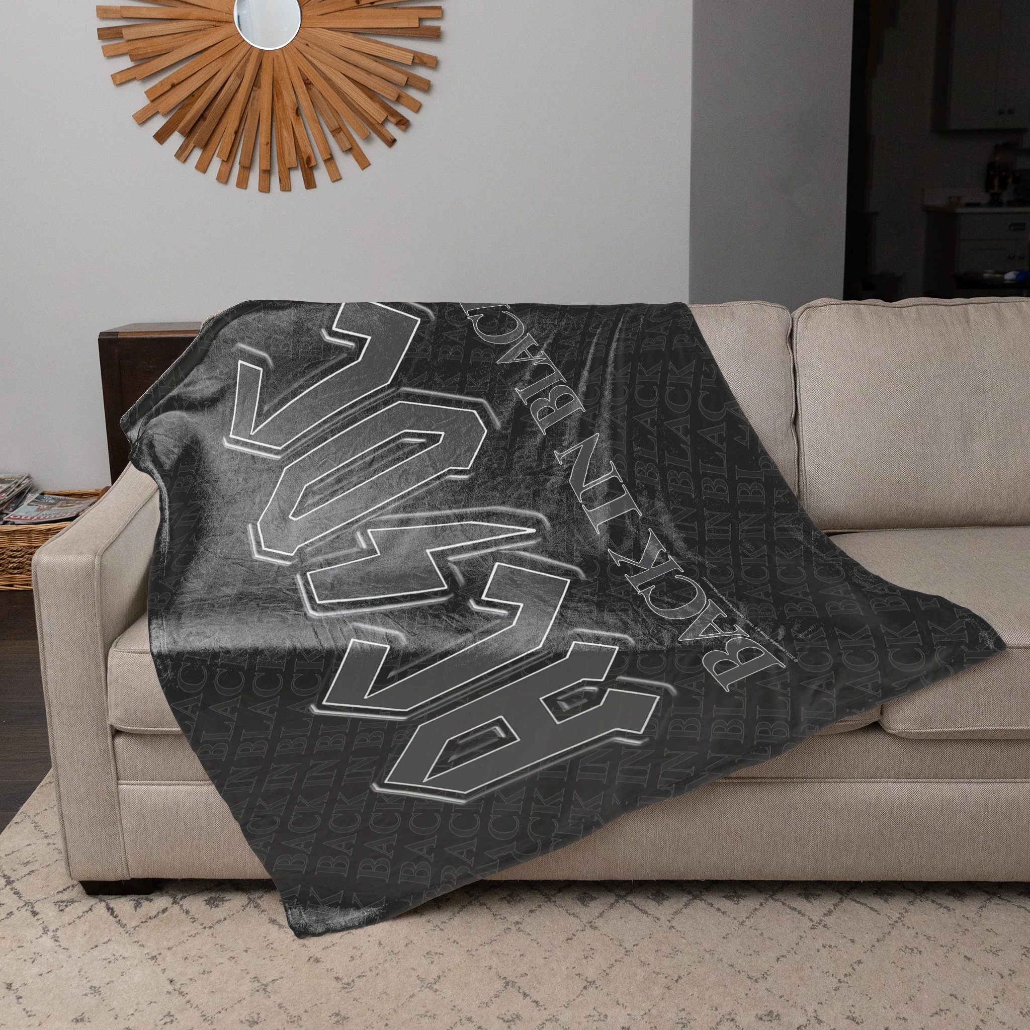 Rocksax AC/DC Sherpa Fleece Blanket - Back In Black - Image 3